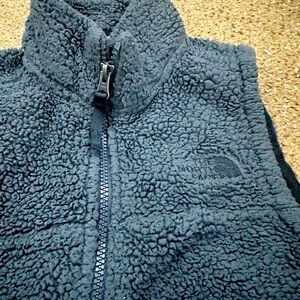 The North Face YXS fleece vest